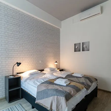 Aparthotel Citystay 4*