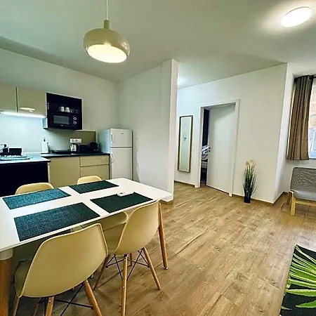 Citystay מלון דירות 4*