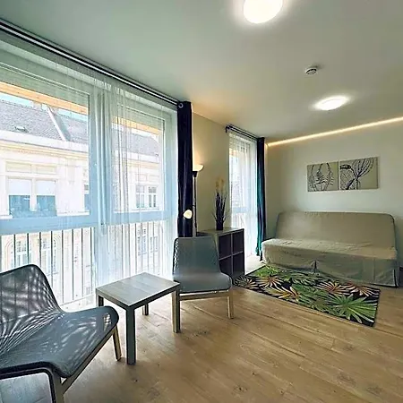 Citystay מלון דירות 4*