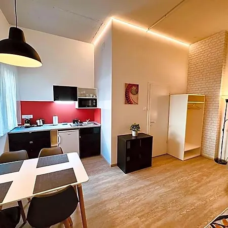 מלון דירות Citystay 4*
