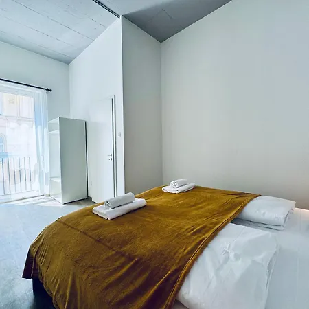 Citystay Aparthotel 4*