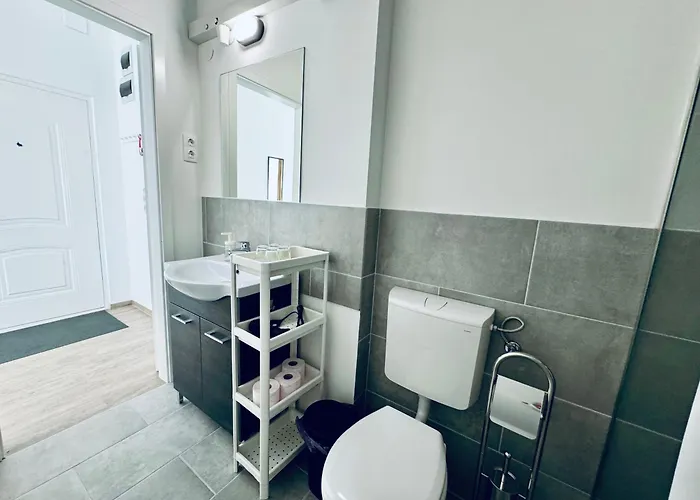 Citystay Aparthotel 4*